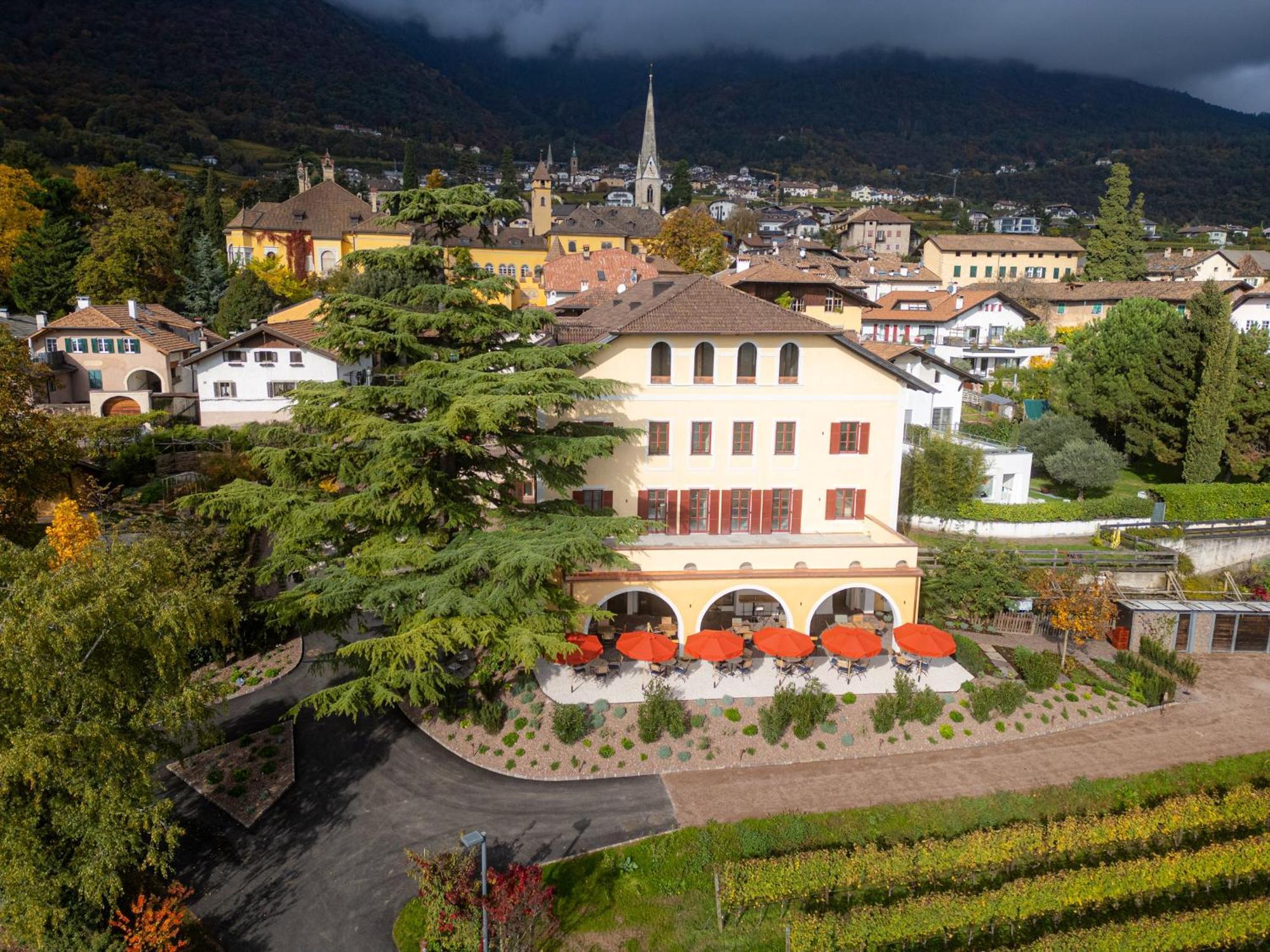 Castel Sallegg Suites Adults Only Caldaro Eksteriør billede