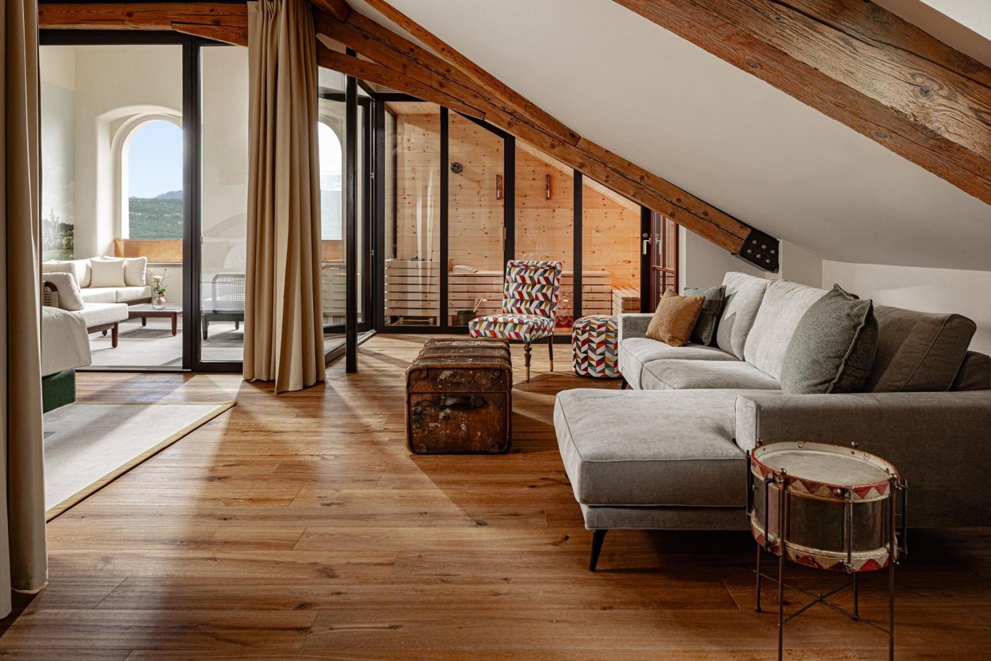 Castel Sallegg Suites Adults Only Caldaro Eksteriør billede