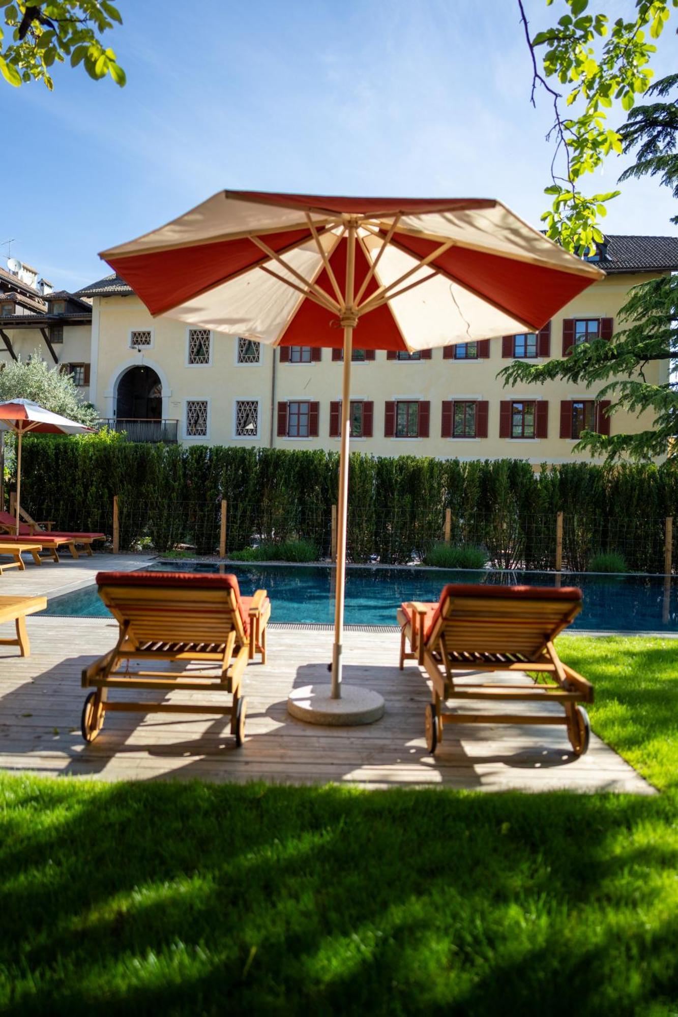 Castel Sallegg Suites Adults Only Caldaro Eksteriør billede